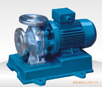 同时利用橡胶的柔韧性